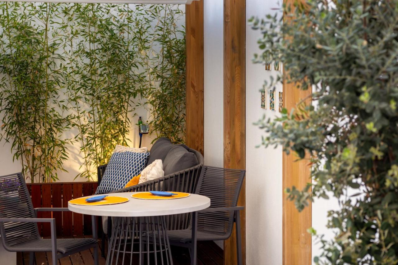 Stupendo- Two Rooms, Patio With Refreshing Pond-Center-Air Conditioning-Free Park Lissabon Exterior foto