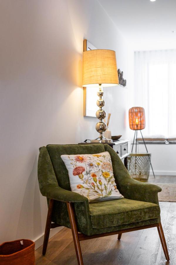 Stupendo- Two Rooms, Patio With Refreshing Pond-Center-Air Conditioning-Free Park Lissabon Exterior foto